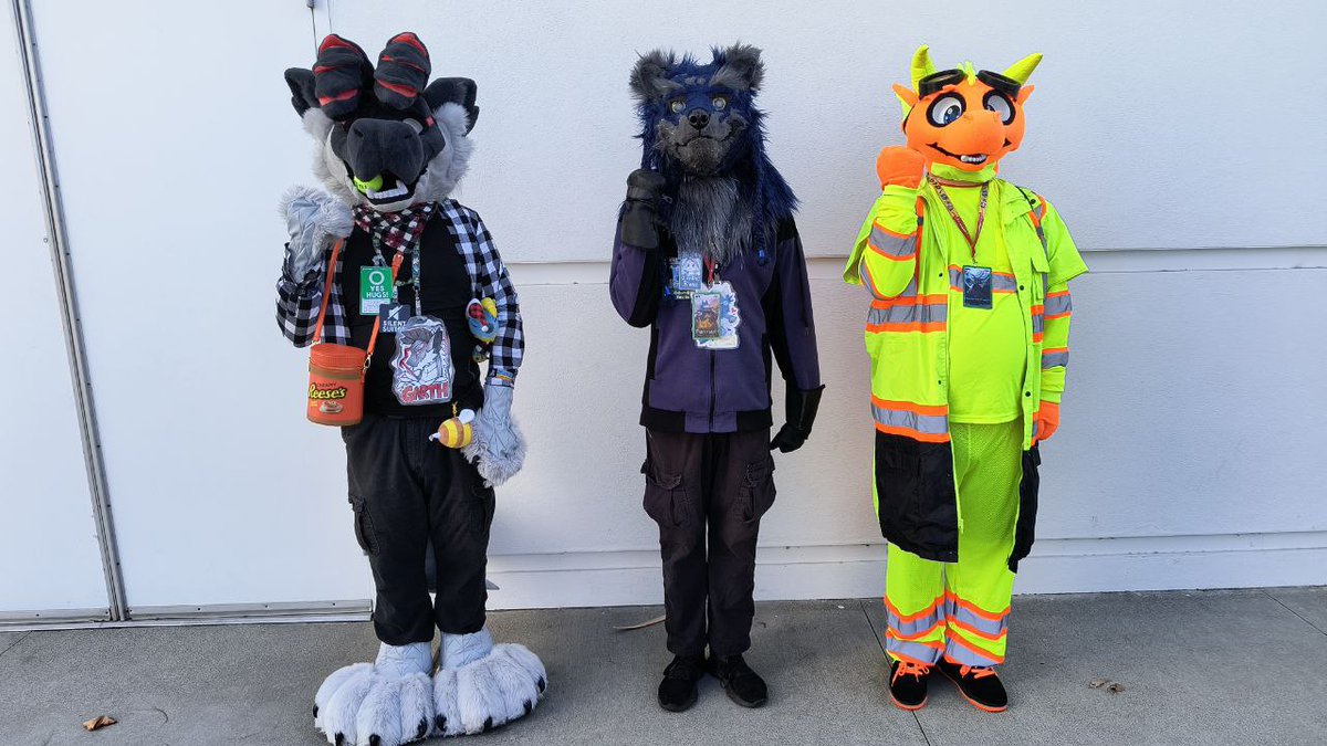 Liberty Day is nearly upon us, and so The Chosen have lined up to salute the Super Earth Flag. For the glory of Managed Democracy, we fight on!

Garth, The Trailblazer
Fenrir, The Tankbuster
Chance, The Homewrecker
Equinox, The Overwatch (currently getting reinforced offscreen)