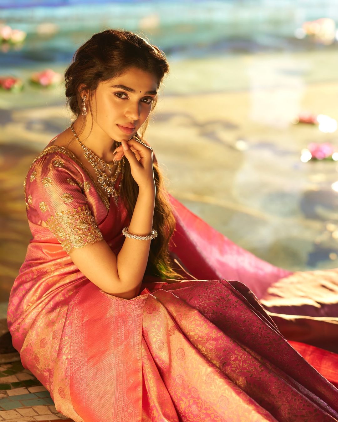 Gax1SkOaAAIWToh?format=jpg&name=large