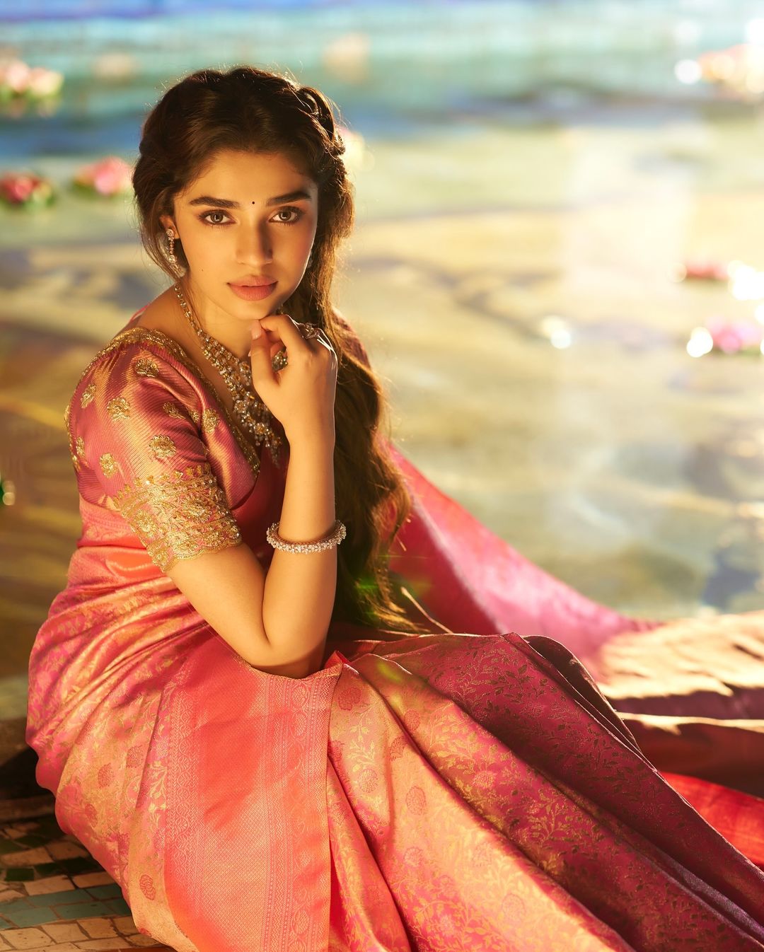 Gax1Tkla0AAeaEb?format=jpg&name=large