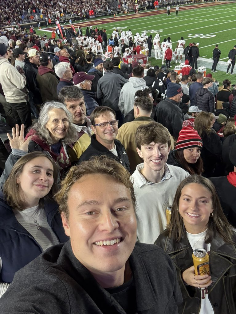 dcomito's tweet image. Nice night to have family in town for the game. #BCEagles