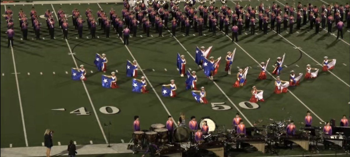 It's halftime! <a href="/DickinsonFB/">DHSGatorFB</a> trails at the half. Watch the second half coming up on LSNSports.com. #txhsfb