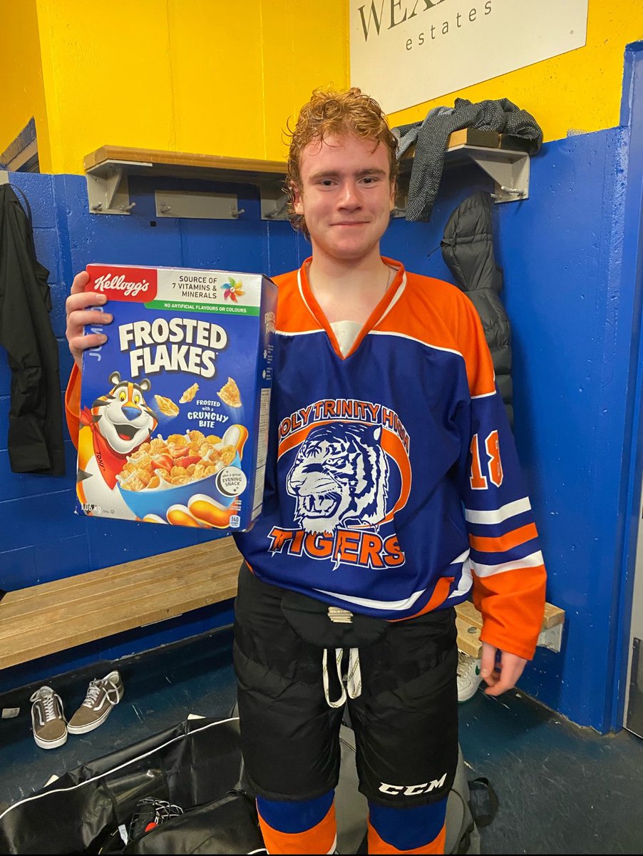 First game ends with a 7-3 win. Player of the game goes to Luke Kavanagh!