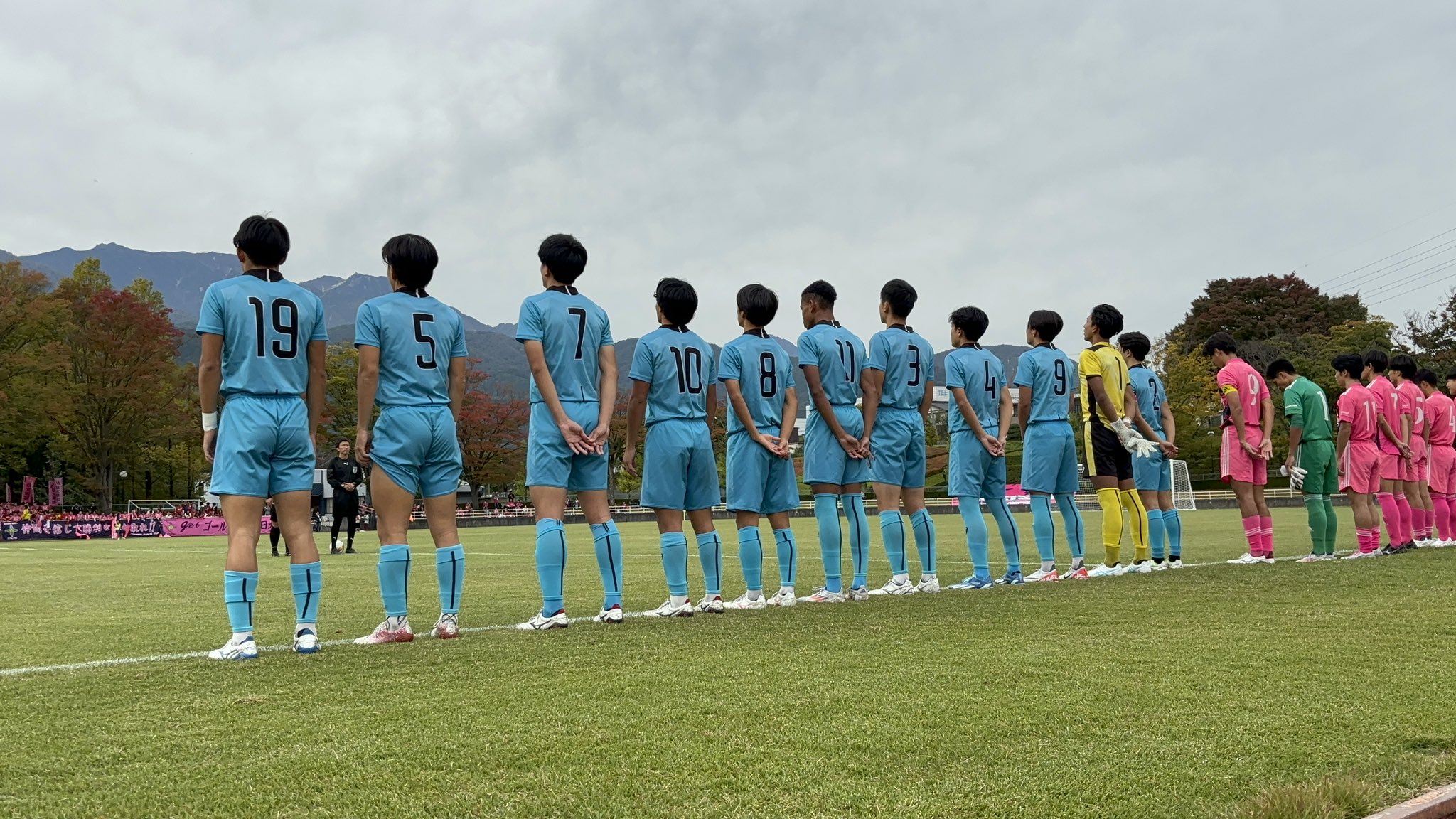 山梨学院高校 支給ウインドピステ XO アシックス 高校サッカー 山梨学院高校 支給ウインドピステ XO アシックス 高校サッカー