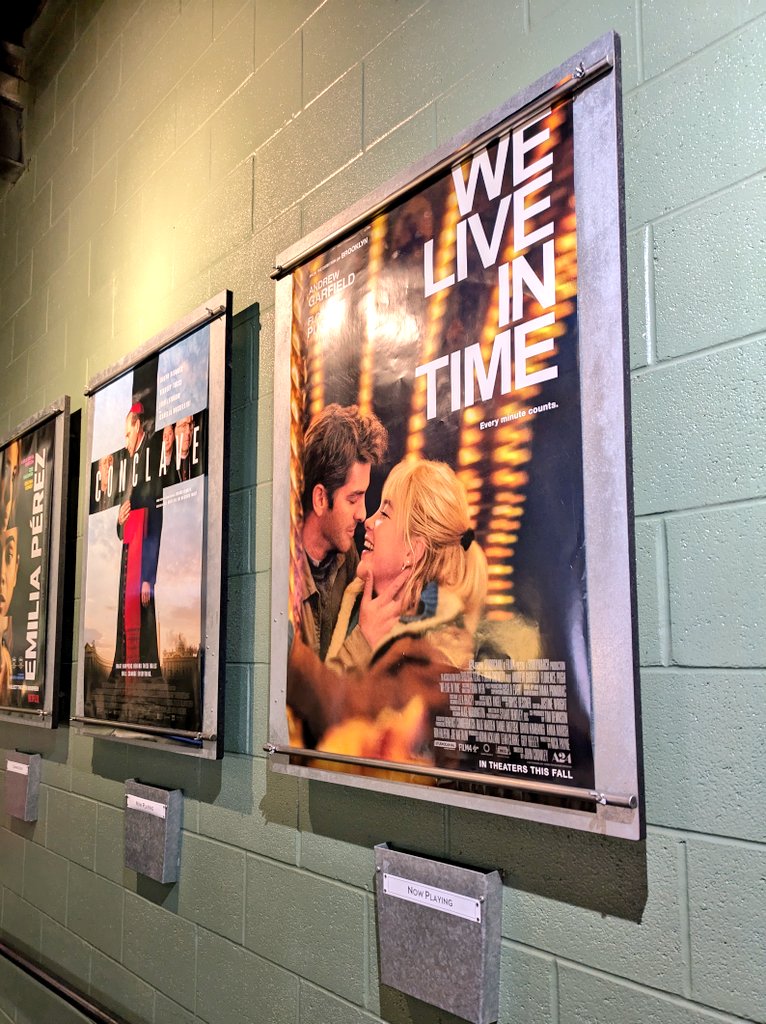 Beth Larter tweet media