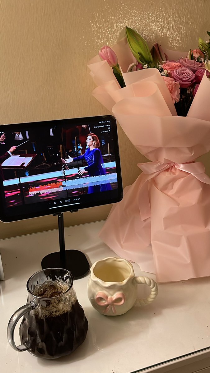 3yn_v's tweet photo. ☕️💗 https://t.co/7EwxtoVANq