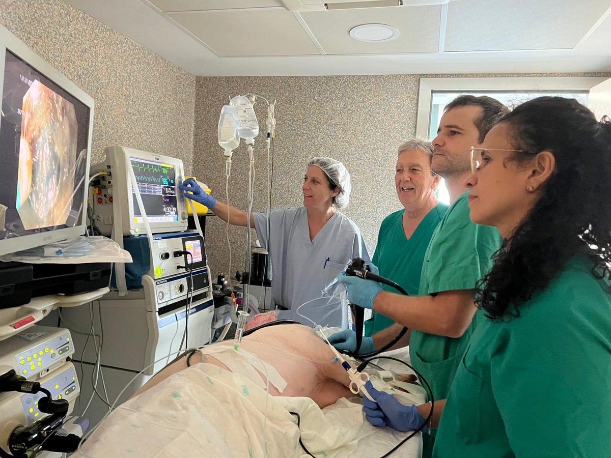 📢Ayer disfrutamos de un curso 🔝🔟 en Disección Submucosa y POEM en <a href="/GVAclinic/">Hospital Clínic de València</a>

Día intenso de formación con casos prácticos #acalasia y sesiones en modelos animales 🐖<a href="/medicina_uv/">Fac. Medicina UV</a>

Gracias a todos los alumnos por su participación y a la Unidad de Endoscopias <a href="/DigestivoHCV/">Digestivo HCV</a> 👏👏