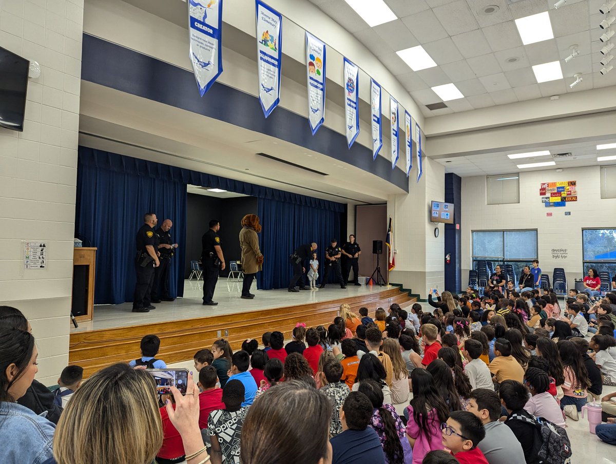 Geri Benitez (@mayprincipal) on Twitter photo Thank you <a href="/SATXPolice/">San Antonio PD</a> for kicking off Red Ribbon week for our <a href="/NISDMay/">May Elementary</a> Roadrunners! Thanks to <a href="/mayelempta/">MayElemPTA</a> for arranging this for us! Thank you <a href="/SATXPolice/">San Antonio PD</a> for kicking off Red Ribbon week for our <a href="/NISDMay/">May Elementary</a> Roadrunners! Thanks to <a href="/mayelempta/">MayElemPTA</a> for arranging this for us!