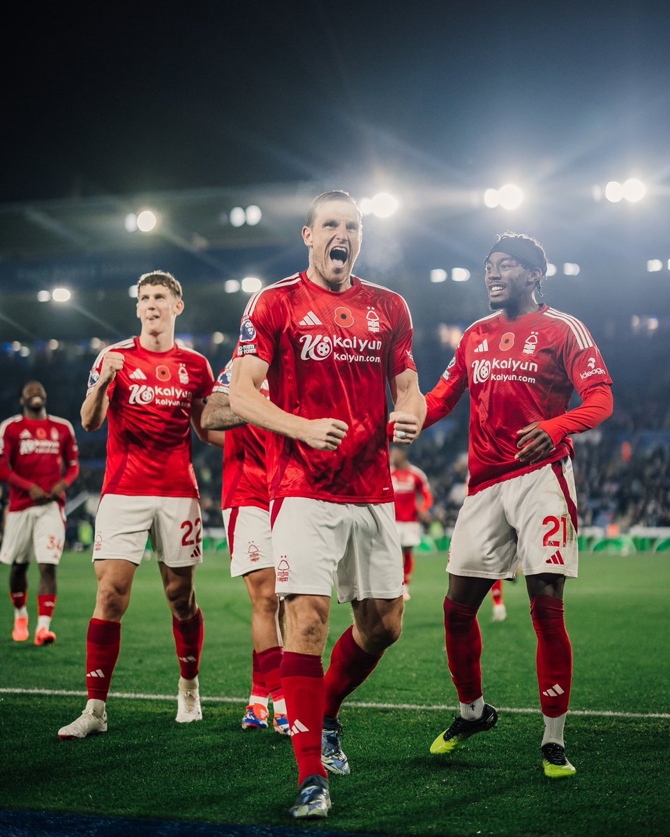 Premier League goals this season: 

1. Erling Haaland (10)
2. Chris Wood (7) 🔥🇳🇿

📷 <a href="/NFFC/">Nottingham Forest</a>