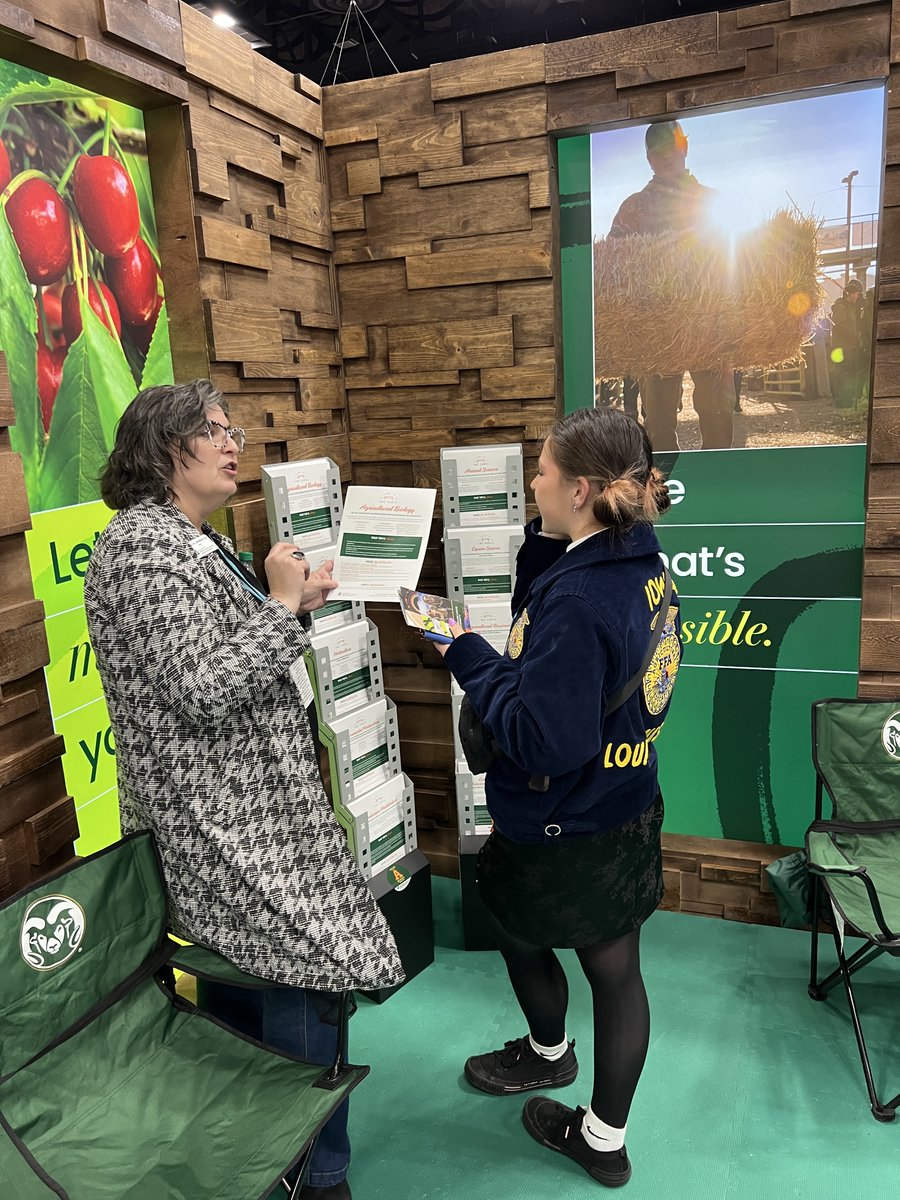 Carolyn Lawrence-Dill tweet media