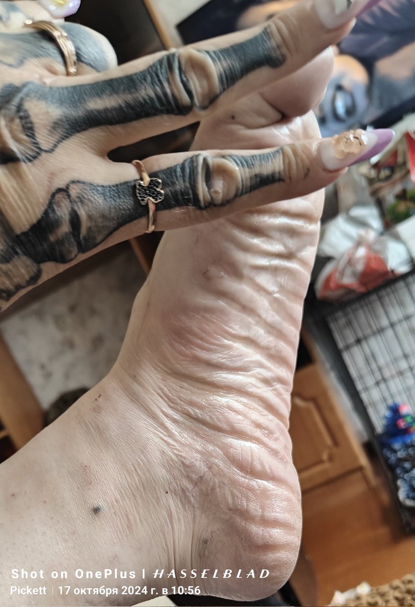 AmazonOlga's tweet image. 