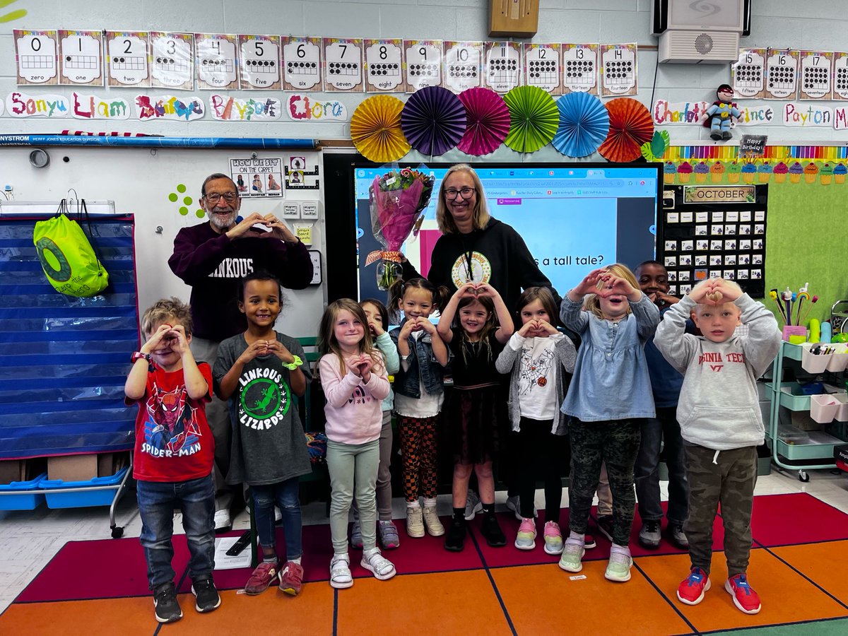 Please join us in congratulating GLE’s Teacher of the Year, Mrs. Natalie Rascher! We are so lucky she is a part of our GLE Family! 💚🧡