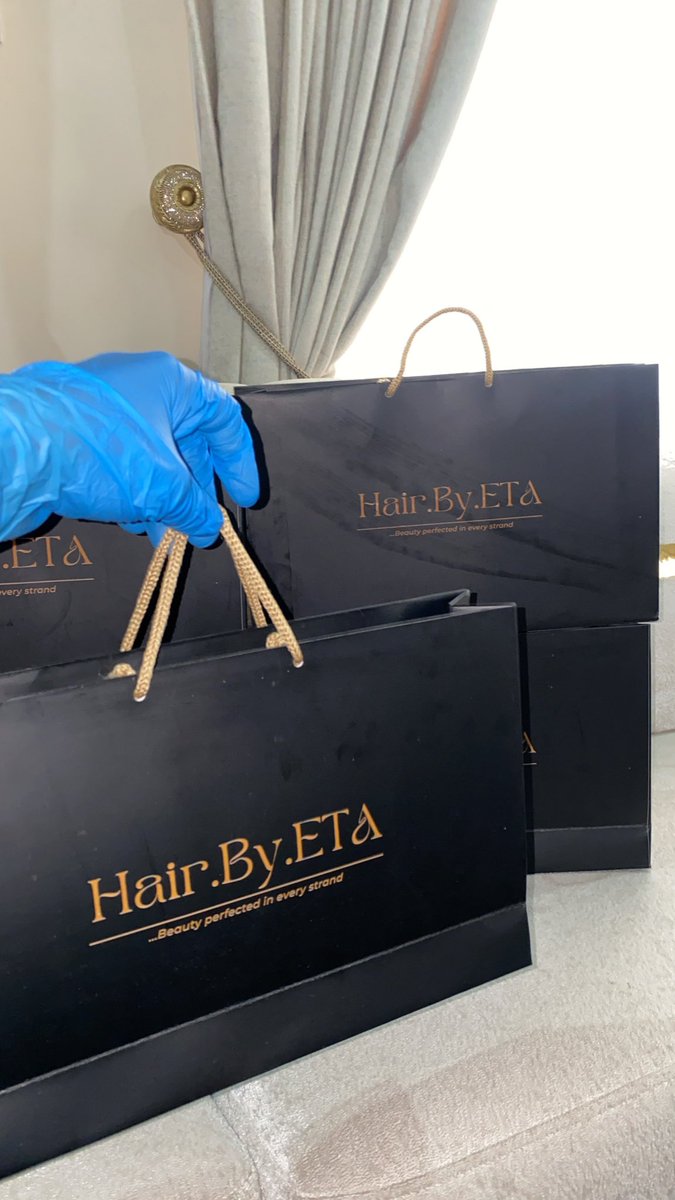 HembafanRejoice's tweet photo. I just sent out these to Makurdi Benue state…..50pcs medium size paper bags with 50 pieces thank cards 

Blessed hands fr 😍💕 https://t.co/U2UxWCbhNd