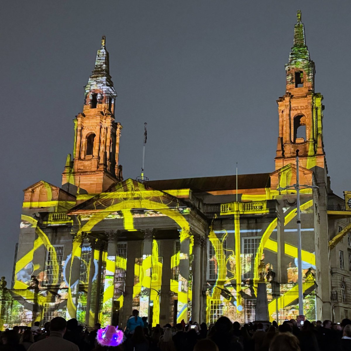r_d_rhodes's tweet photo. Leeds Light Night 2024
#leeds #leedslife #leedslightnight #leedslightnight2024 #leedscity #leedscitycentre #leedsphotography #visitleeds #visityorkshire #yorkshire #visitengland #westyorkshire #night #nightlights #nightphotography #nightphoto #ardeear #ardeearcreates https://t.co/cYbeUymfhX