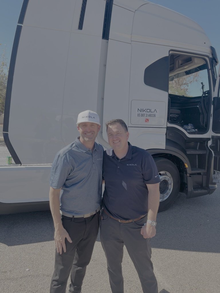 RhodesMPSAZ's tweet photo. Big thanks to @nikolamotor for giving our 7th grade AIM team an unforgettable look at hydrogen-powered trucks! 🚛💨 We loved learning about the future of sustainable transportation and are so inspired by your innovation. 🌱 Thank you, Nikola! #HydrogenFuture #STEM #NextGen https://t.co/4ATreHvNbj