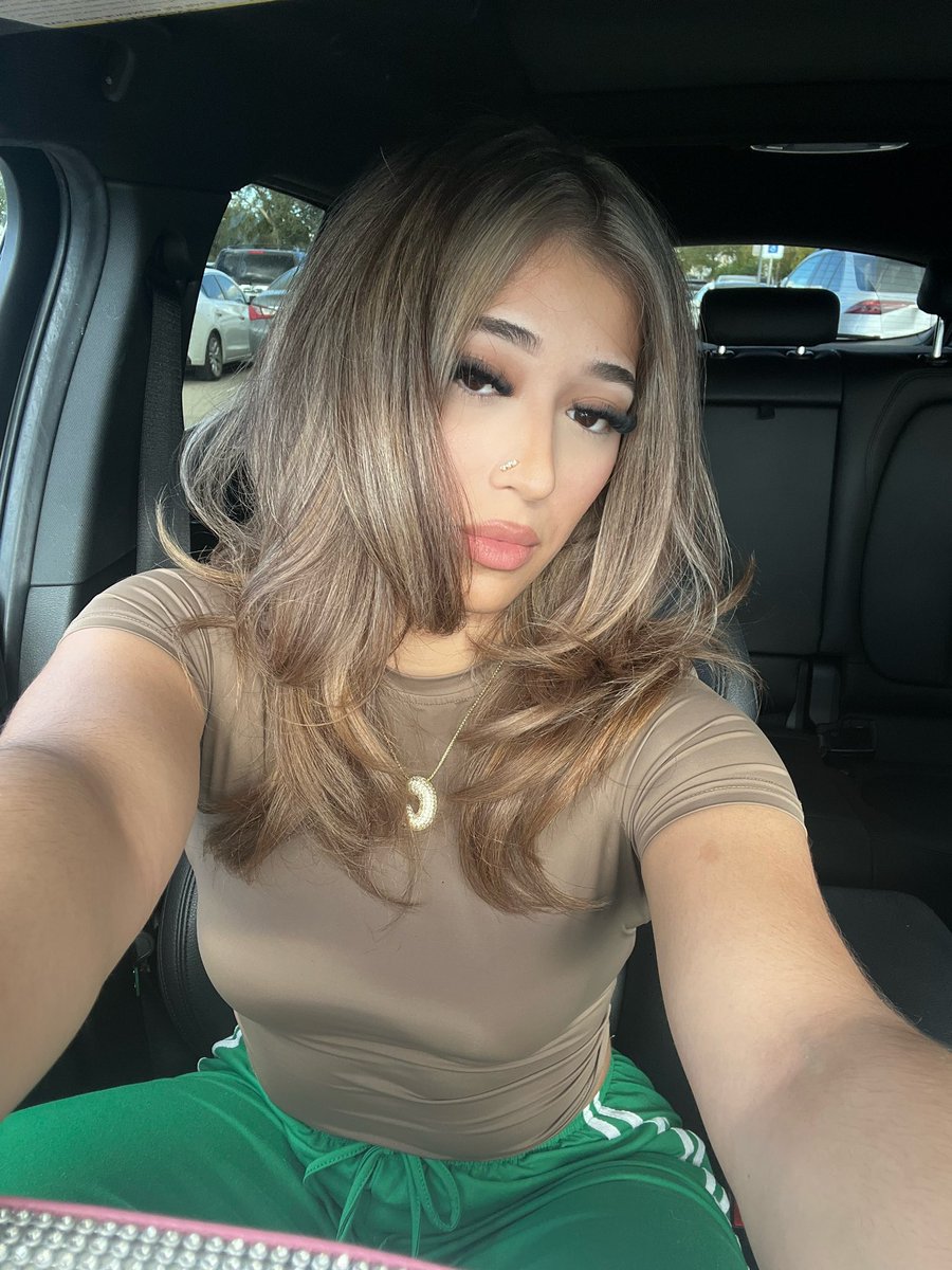 evelcindy's tweet photo. It’s Scorpio szn right? https://t.co/VJRiQ6BcJe