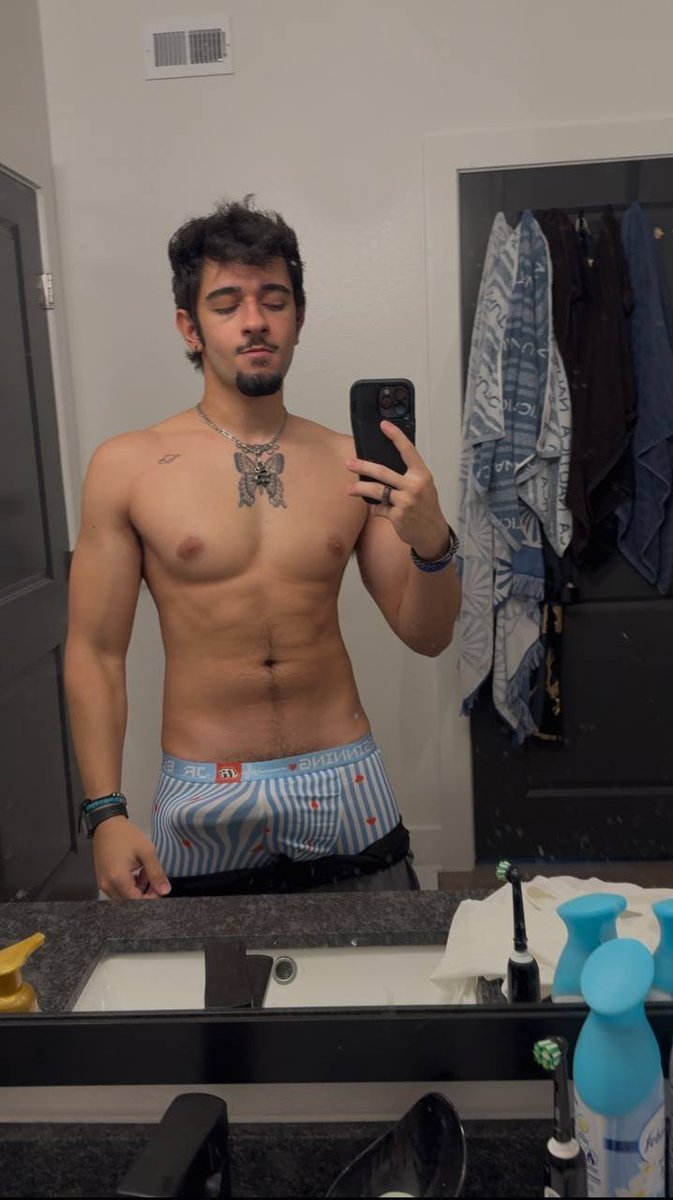 Say 'yes' if you notice it🙈