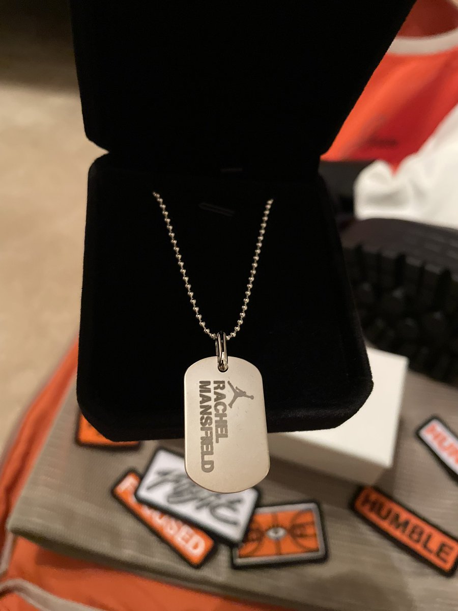 𝚁𝚊𝚌𝚑𝚎𝚕 tweet media