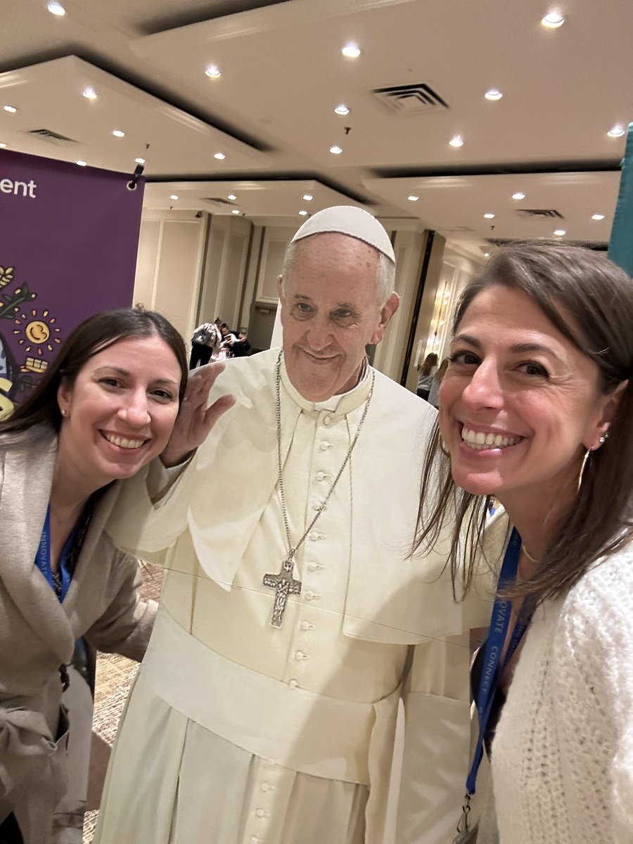 Had an inspiring time at When Faith Meets Pedagogy today. I am so grateful to have had the opportunity to speak with Ms. Aguiar about the grade 10 religion irap course and ways to integrate the arts in the classroom. Thank you to the organizers and speakers for a wonderful day!