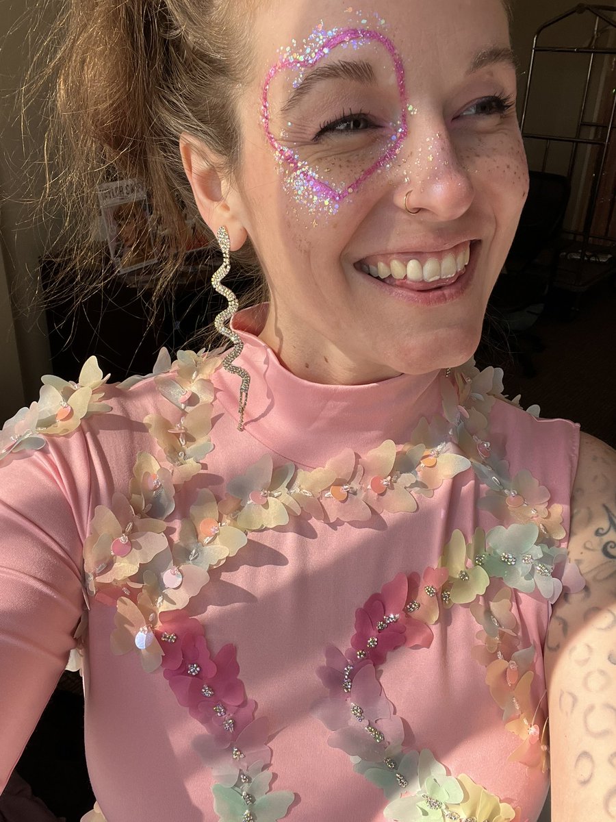 𖤣𖥧 𖡼. celery 𖡼.𖤣𖥧 tweet media