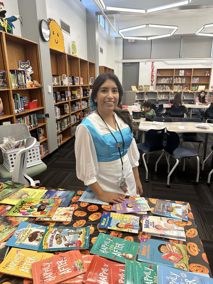 📚What a fantastic Fall into Literacy Night!🍂 Thank you to all the families and who joined us for a night of reading fun and made it such a success! Big thanks to our PTO and partner <a href="/CadenceBank/">Cadence Bank</a> for joining us!