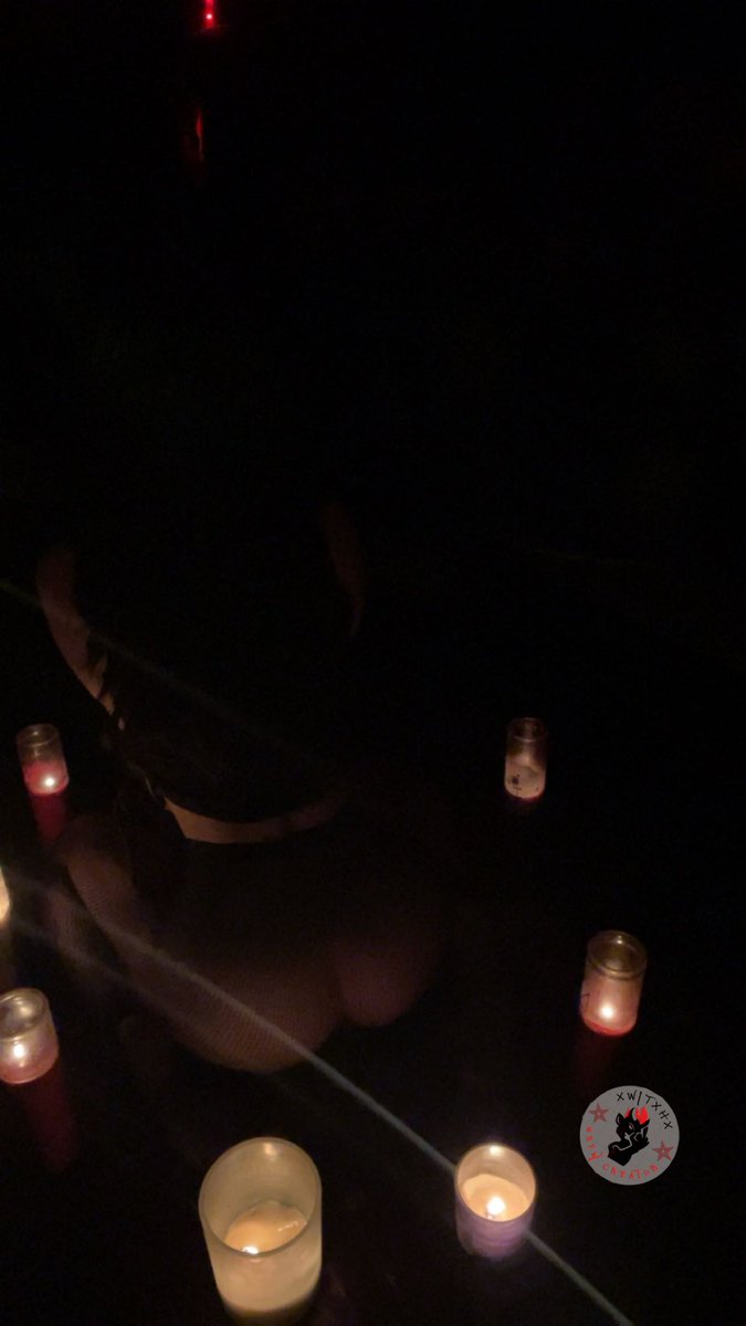 XW1TXHX's tweet photo. ⛧ ⛧witxh/arii
             ⛧ ⛧22
             ⛧ ⛧she/they
             ⛧ ⛧switch
             ⛧ ⛧bi 
             ⛧ ⛧no tw hard/taboo kinks 
             ⛧ ⛧sh/ed dni, mdni 
             ⛧ ⛧rt &amp; <3 for moots https://t.co/r0jSFwepsT