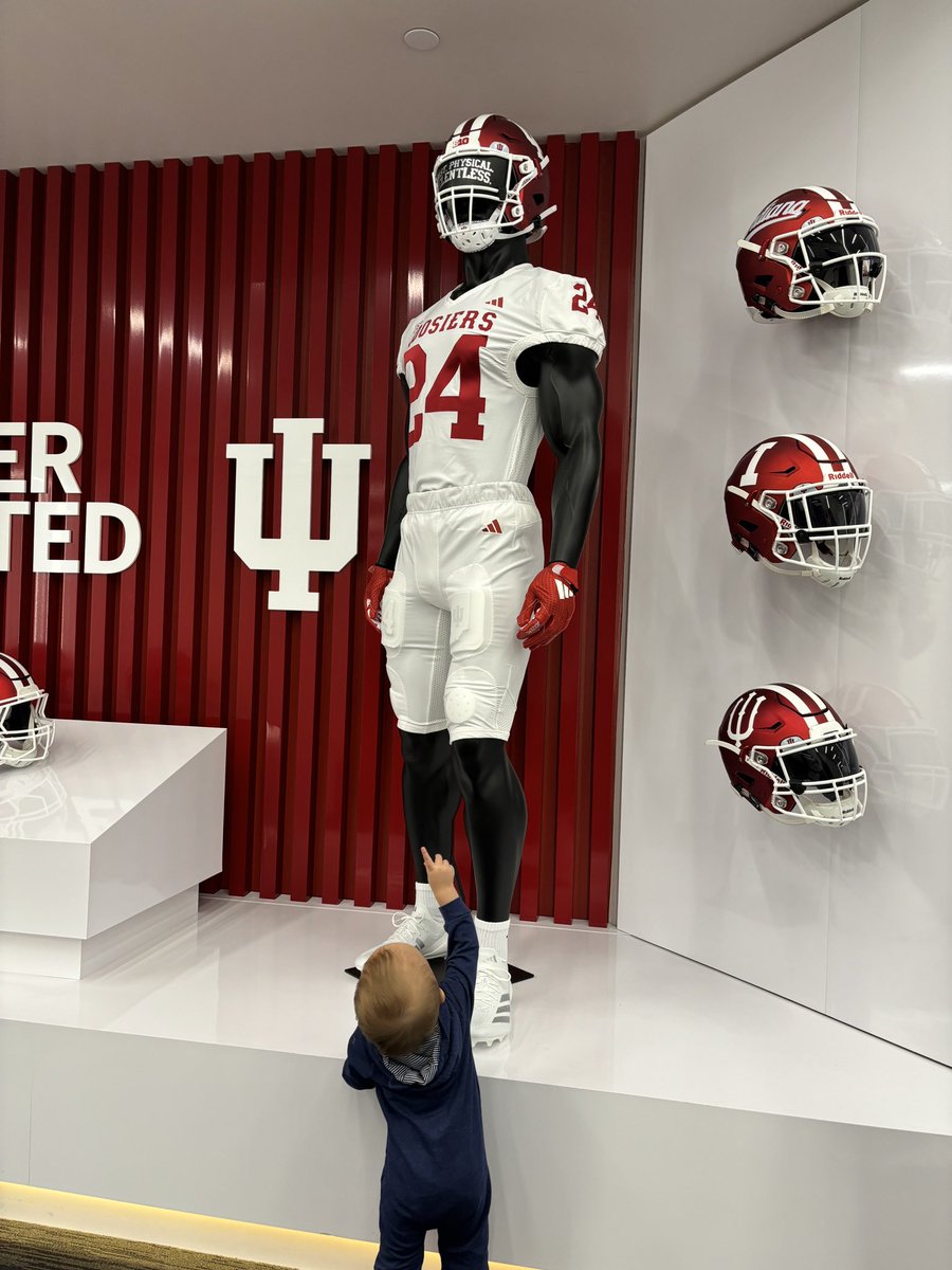 Chris Bennett tweet media