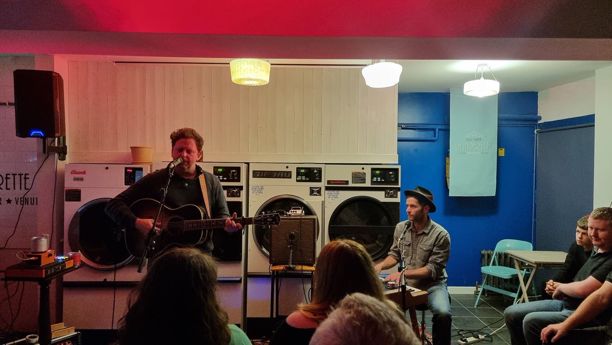 Lush start to the weekend, watching <a href="/AbePartridge/">Abe Partridge</a> and <a href="/davidfordisdead/">david ford</a> at the Old Cinema Launderette 🎶 <a href="/WishyWashyMusic/">WishyWashy Presents 🎸</a>