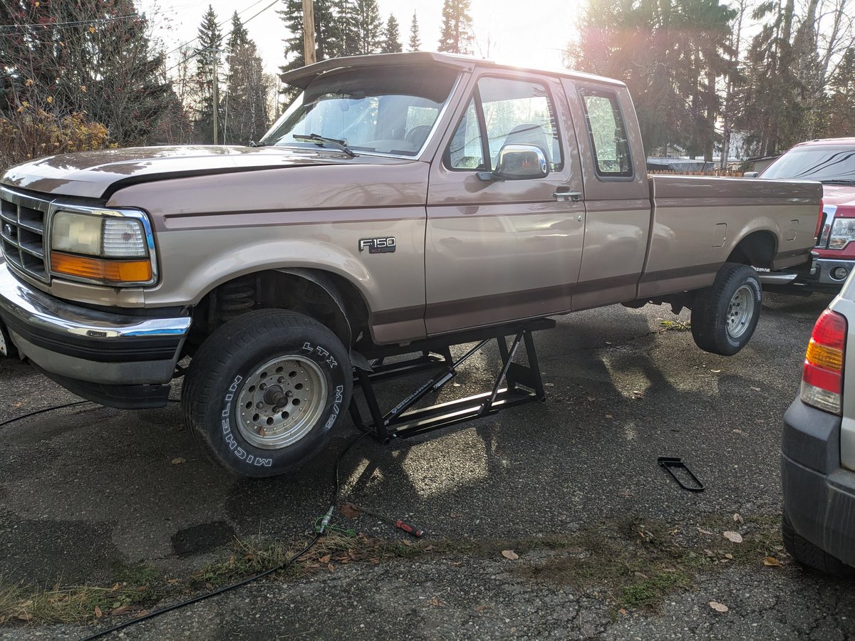 Big brown gets it's first ride on the hoist!