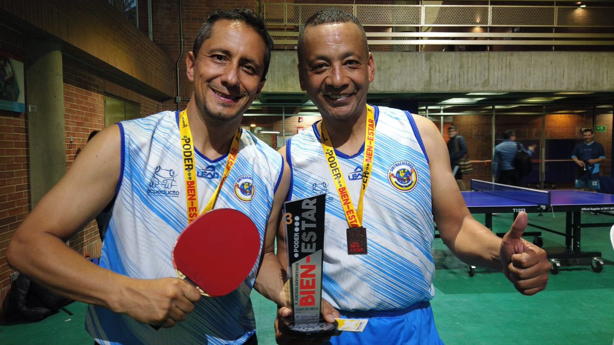 ServicioCivilD's tweet image. Conoce a las y los ganadores de la final de tenis de mesa dobles en los #JuegosDeportivosDistritales: 
🥇 @ContraloriaBta 
🥈 @CulturaenBta 
🥉 @AcueductoBogota 
Gracias por mostrar su talento y activar el #PoderDelBienEstar en esta gran competencia. ¡Felicidades!
