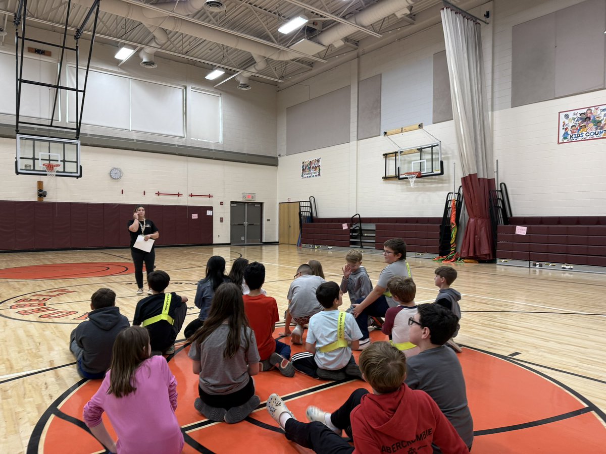 Mrs. MacInnis tweet media