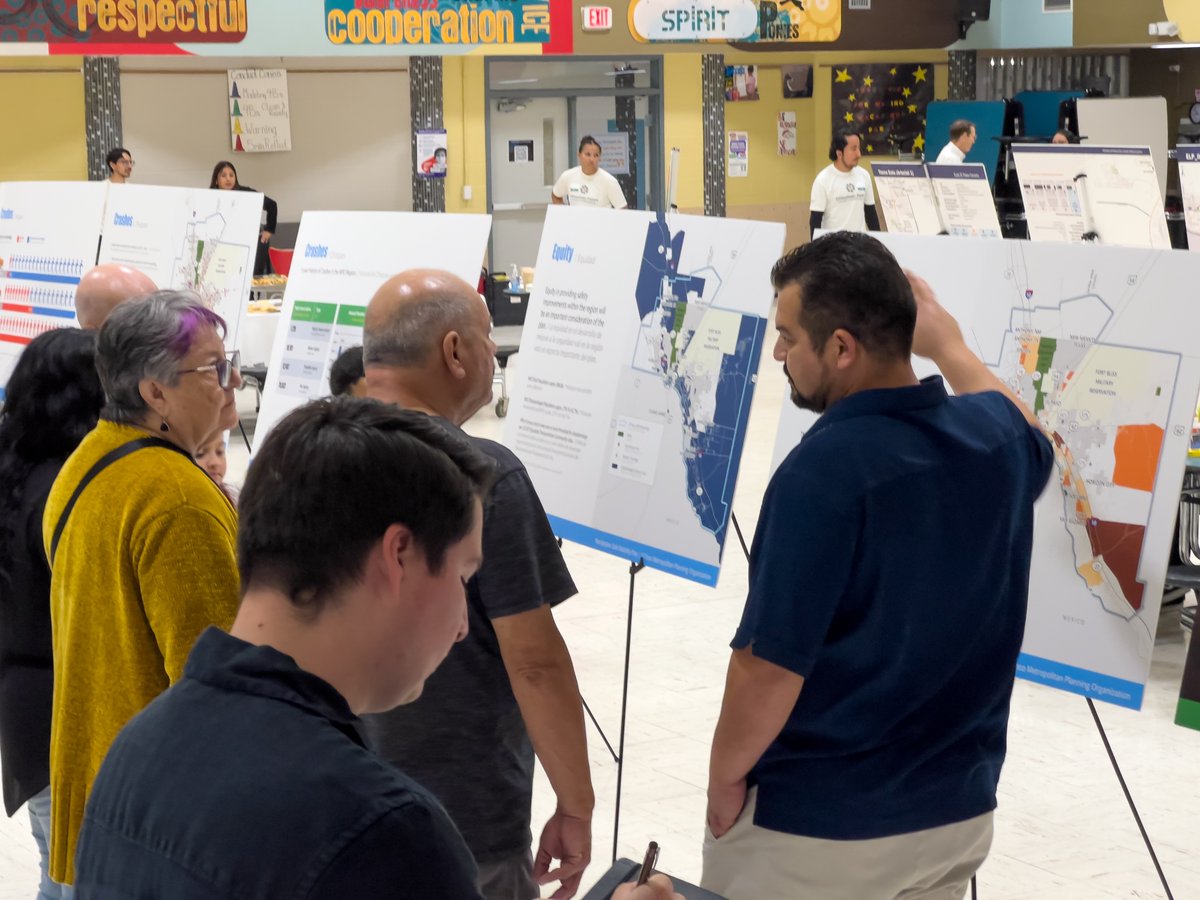 The EP Metropolitan Planning Organization hosted its first Open House to introduce the development of a Borderplex Safe Mobility Plan. This event marked a significant step in the region’s efforts to reduce traffic-related deaths and crashes across the region.