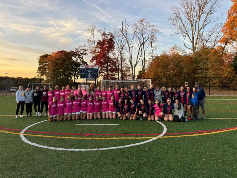 Great scrimmage against Cold Spring Harbor. Playoff game @ Sayville on Tuesday at 5:00pm! Come out to support KPGVS⚽️👏🏻
