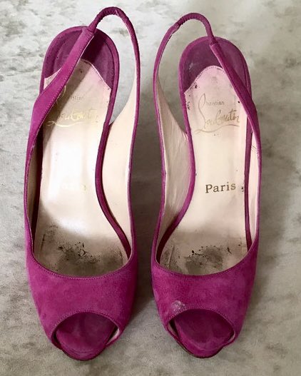wws99X's tweet photo. Fuschia suede expensive #wellwornheels sporting the #toeprints and #footsweat from her high-class feet. Fine dining chez #louboutin for any #shoelicker

https://t.co/fie1FA3xn7
#louboutinfetish #sweatyheels #shoeworship #wornheelsforsale https://t.co/xtswqFgLrr