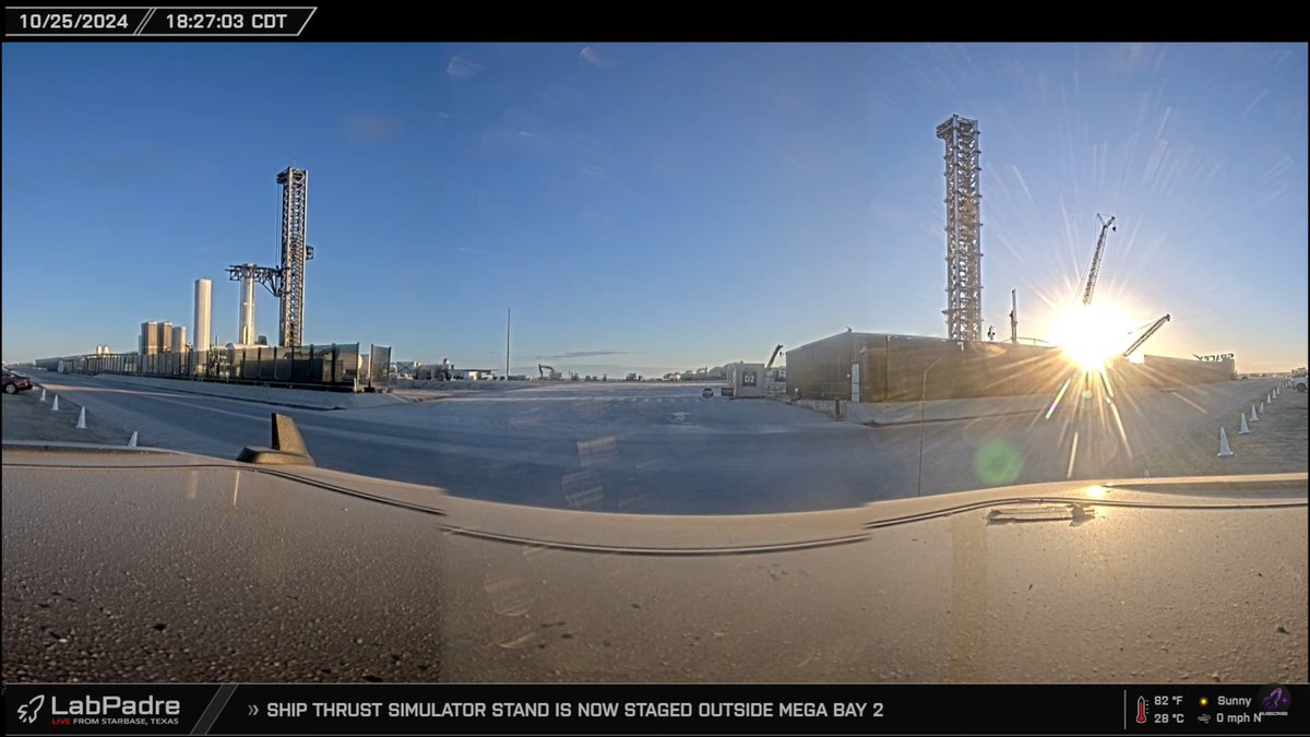 VickiCocks15's tweet photo. Crystal clear image, sun shining through the cranes, cones deployed ahead of B13's transport back to the pad...and it's @LabPadre's Crowfest party this weekend...
And here I sit...in cold, dark, dreary Lincolnshire! Wahhhh! Maybe next year...
#VRViX https://t.co/DclKq1VSpV