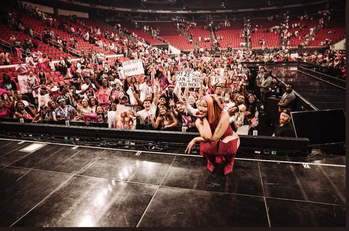 Anthony Jackson (@iamanthony_j) on Twitter photo Iโm in the photo somewhere ๐๐๐. What a night in #GagCityRaleigh . <a href="/NICKIMINAJ/">Nicki Minaj</a> Iโm in the photo somewhere ๐๐๐. What a night in #GagCityRaleigh . <a href="/NICKIMINAJ/">Nicki Minaj</a>