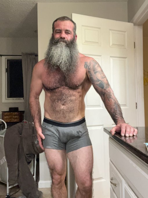 Bed time. Let’s go. https://t.co/G9CX2T6Zhp