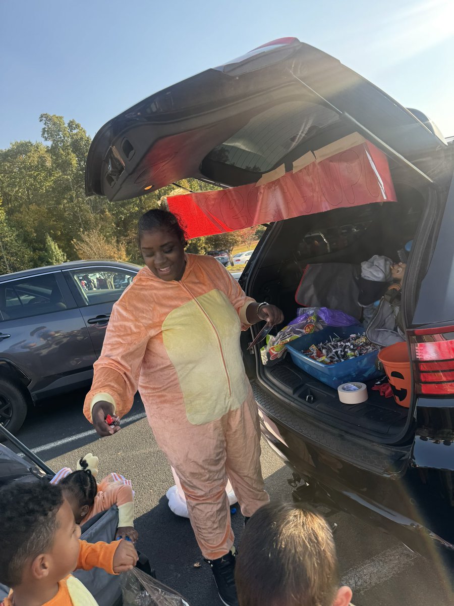 Major Jones, Ed. S (@majorjones_) on Twitter photo 🎃 The annual Woodland Cluster Trunk or Treat was a blast! Exciting night with parents, family, costumes, food, and fun. Thanks to everyone who made it such a memorable event! #TrunkOrTreat <a href="/LibraLBrittian/">Libra L. Brittian</a> <a href="/AOAddison_/">Ashlee Addison-Wrighton</a> 🎃 The annual Woodland Cluster Trunk or Treat was a blast! Exciting night with parents, family, costumes, food, and fun. Thanks to everyone who made it such a memorable event! #TrunkOrTreat <a href="/LibraLBrittian/">Libra L. Brittian</a> <a href="/AOAddison_/">Ashlee Addison-Wrighton</a>