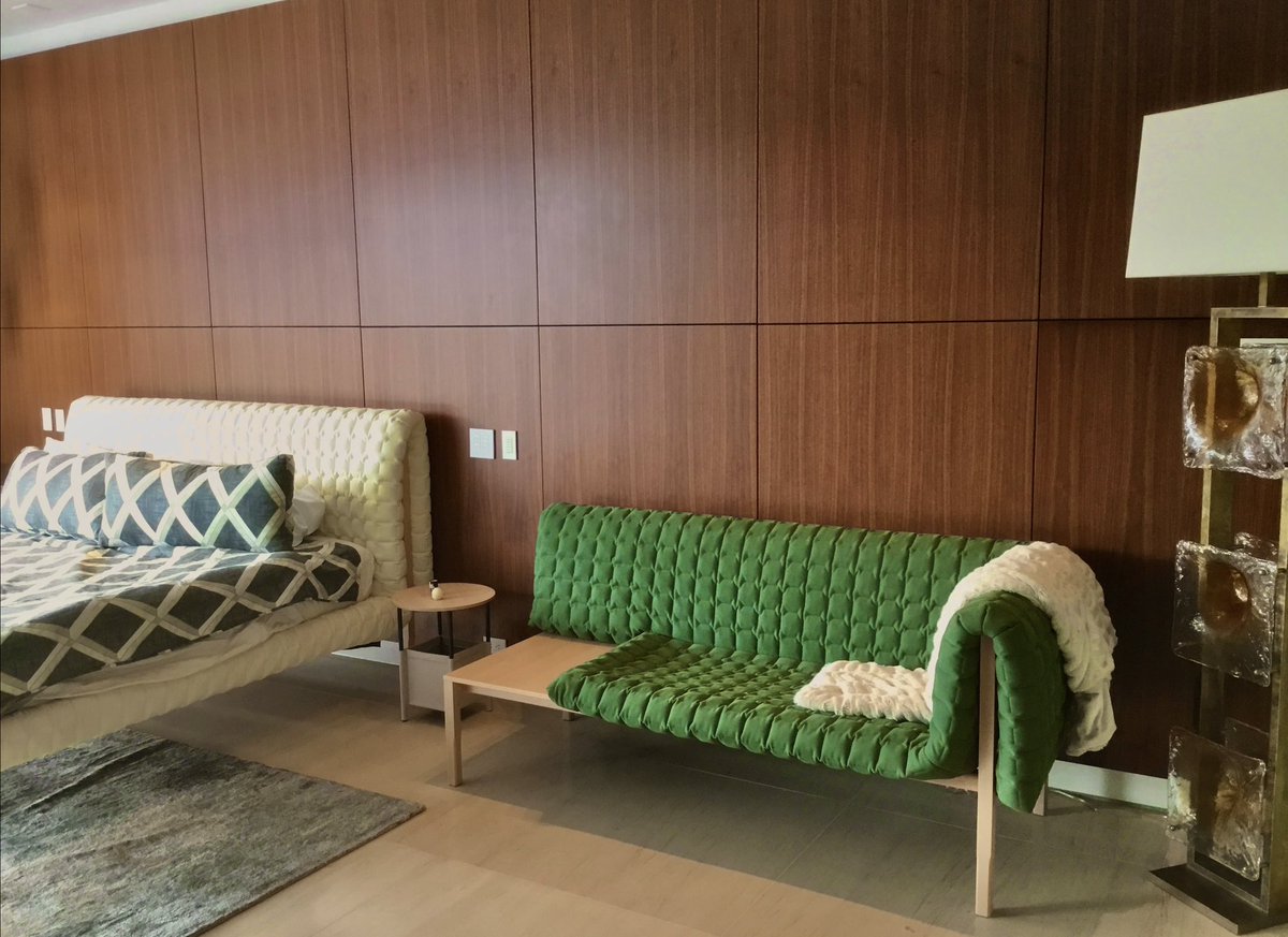 AdvancedWood's tweet image. The right wall paneling can elevate the vibe in any room 🙌🏼 

#advancedwoodwork #walnut #millwork #wallpaneling