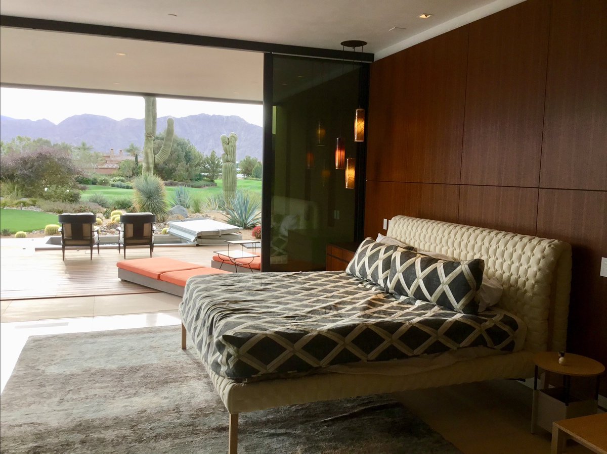 AdvancedWood's tweet image. The right wall paneling can elevate the vibe in any room 🙌🏼 

#advancedwoodwork #walnut #millwork #wallpaneling