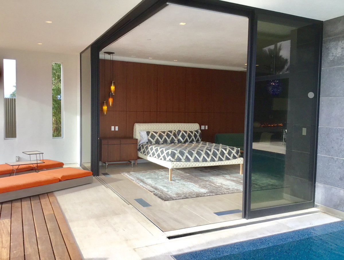 AdvancedWood's tweet image. The right wall paneling can elevate the vibe in any room 🙌🏼 

#advancedwoodwork #walnut #millwork #wallpaneling