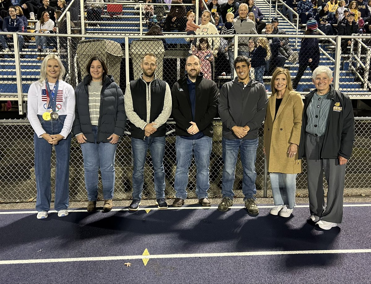 Honoring our Athletic Hall of Fame Inductees one last time. 🏈 And a surprise guest. 🥇🥈