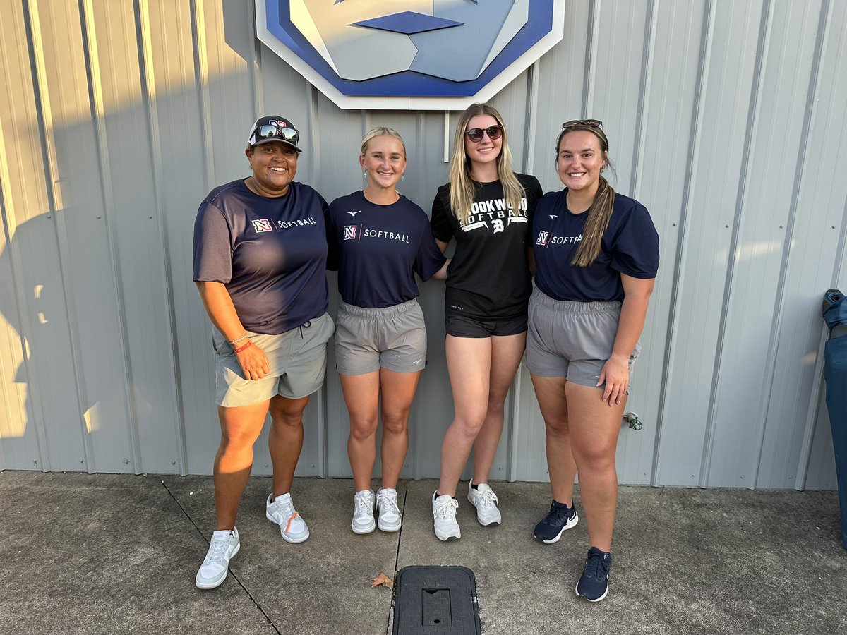 amori_morrison's tweet photo. Great visit at Northwest Shoals! Thank you @coachangelbrown for the offer🥎🥎 https://t.co/Jj3EBwqQbQ