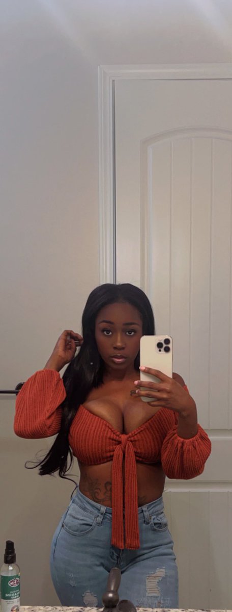 This shit is ridiculous #breastreductionloading #Melanin