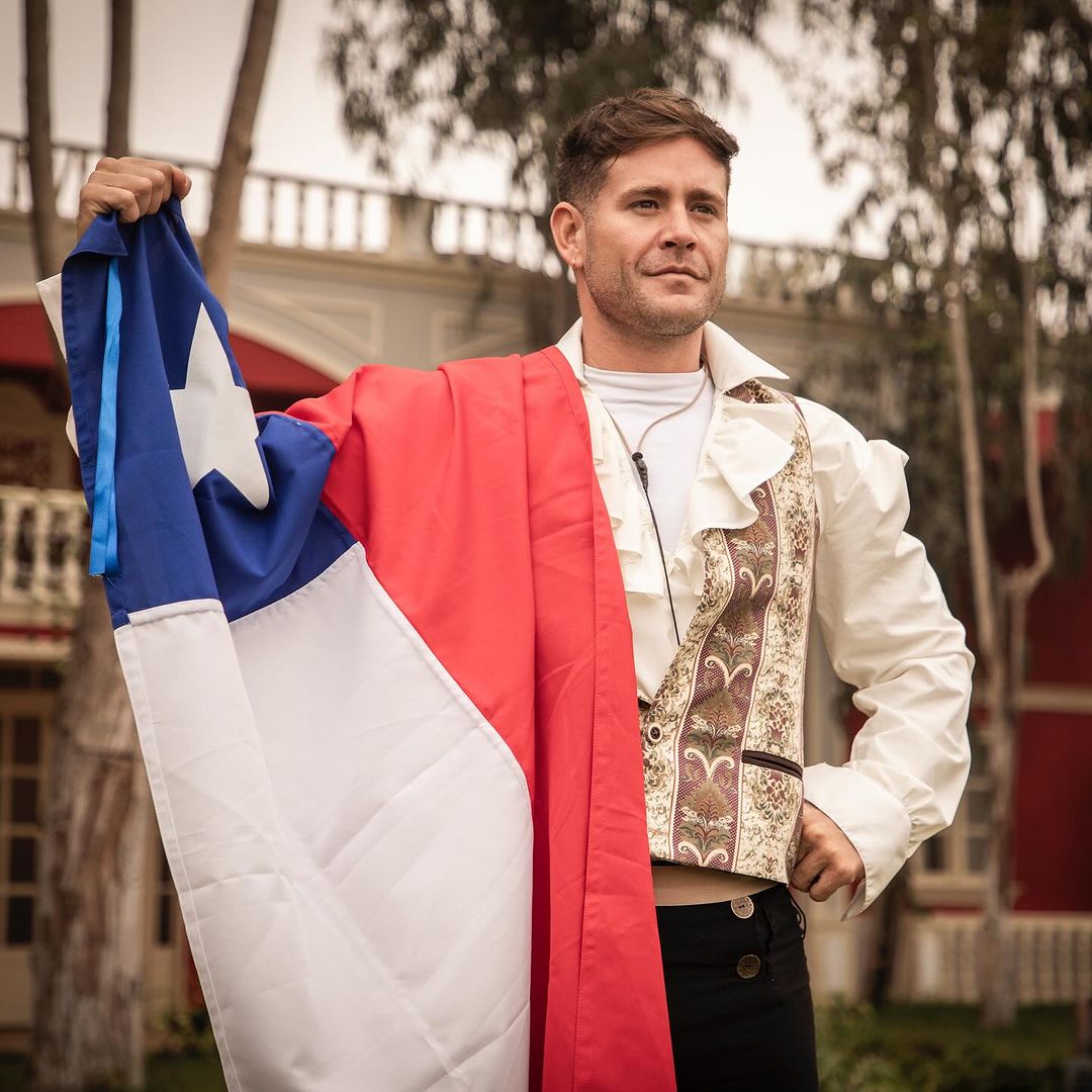 ChrisCL2021's tweet photo. El Rey Pancho 🇨🇱🇵🇪 a por la final #GanaroServir https://t.co/wGd9XCJd72