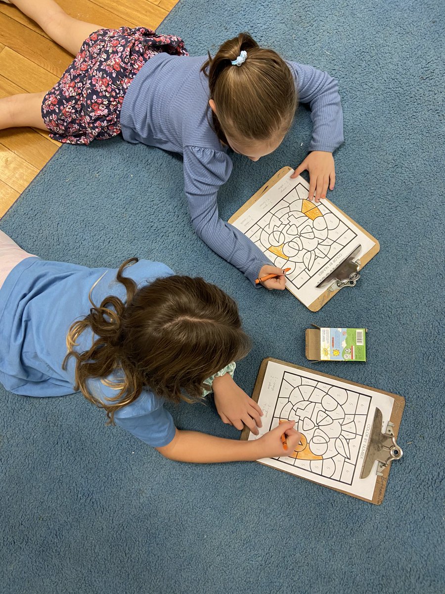 MrsManleysClass's tweet photo. We capped off the week by getting together for the first time with our kindergarten buddies in Ms. Tremont’s class! ❤️ https://t.co/5wTUPVzxmj