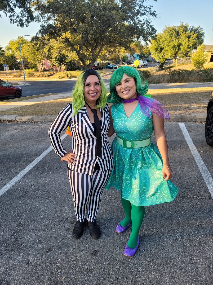 Priscilla Guerrero (@pguerrero5th) on Twitter photo Another amazing Trunk or Treat in the books!!! 5th grade as Beetlejuice, Beetlejuice, Beetlejuice! <a href="/Maria_Moreno_01/">Maria Moreno</a> <a href="/RoxanneJGtz/">Roxanne Gutierrez</a> <a href="/JagMathKRod/">Kristie Rodriguez</a> <a href="/Cindych33/">Cyndi C</a> Another amazing Trunk or Treat in the books!!! 5th grade as Beetlejuice, Beetlejuice, Beetlejuice! <a href="/Maria_Moreno_01/">Maria Moreno</a> <a href="/RoxanneJGtz/">Roxanne Gutierrez</a> <a href="/JagMathKRod/">Kristie Rodriguez</a> <a href="/Cindych33/">Cyndi C</a>
