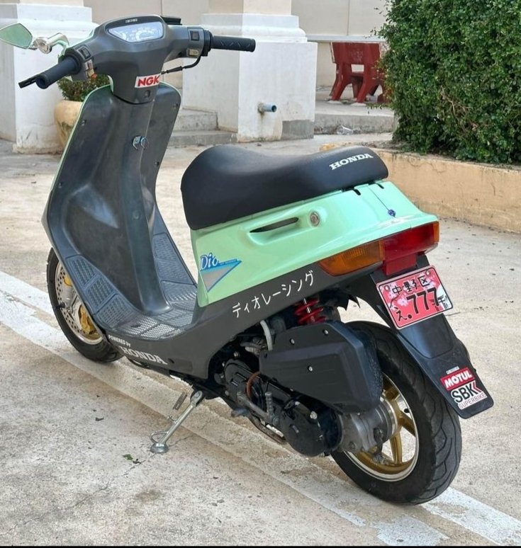 tomo721aop's tweet photo. おぉぉーっと、これはヤバい
中野区ナンバーの旧型Dioが
中野区ナンバーのまま
カンボジアのフリマで売られている
これ本物のナンバーかな?
中野区の人、情報求む
#HondaDio #中野区 https://t.co/dw2JqgKFUn