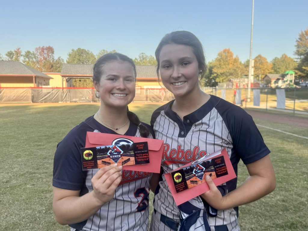 AnsleighG27's tweet photo. We did it!!! Rebels took 2/3 wins against Loganville! We worked together and pulled it out!! (Highlights coming!)
#ColumbusBound #Elite8 #GHSAsoftball @GracieLaFleur9 @Starsnatgleason @A2Bmechanics @SBRRetweets @CoastRecruits @GeorgiaMaxPreps https://t.co/xMZAqsZmYH