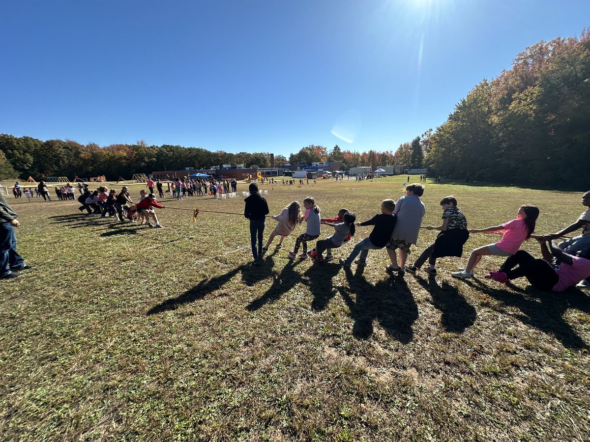 MrsJuracko's tweet photo. Fall Field Day 2024 https://t.co/hHTuB4p5i3