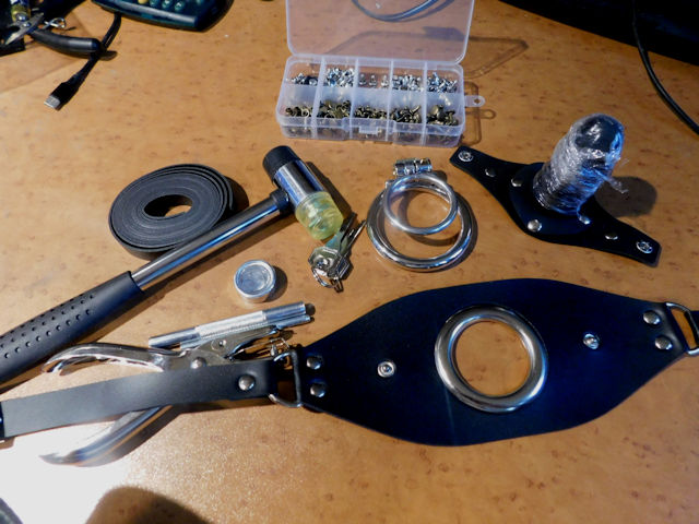 BDSMRadioplay's tweet photo. BDSM NIEUWS UIT DE MEDIA (KRANTEN) NL/BE:
-Doe Het Zelf een beetje de Piemelkooimondgag
Zie meer op: https://t.co/qh84GLnE0Z
#BDSMklus #BDSMdoehetzelf #piemelkooimondgag #BDSMradio #Handleiding #Heemskerk https://t.co/KM9Mj5UF4D